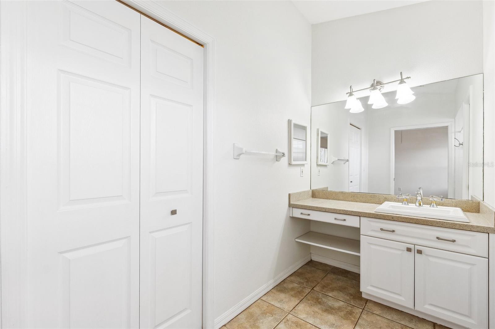 Image 15 of 24 For 3209 Meta Court