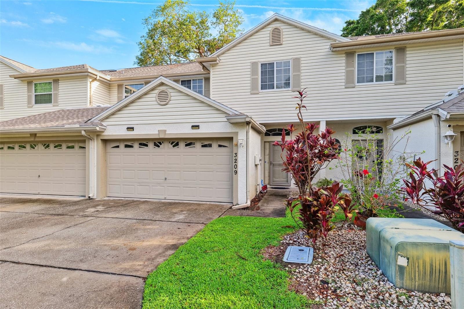 Image 2 of 24 For 3209 Meta Court