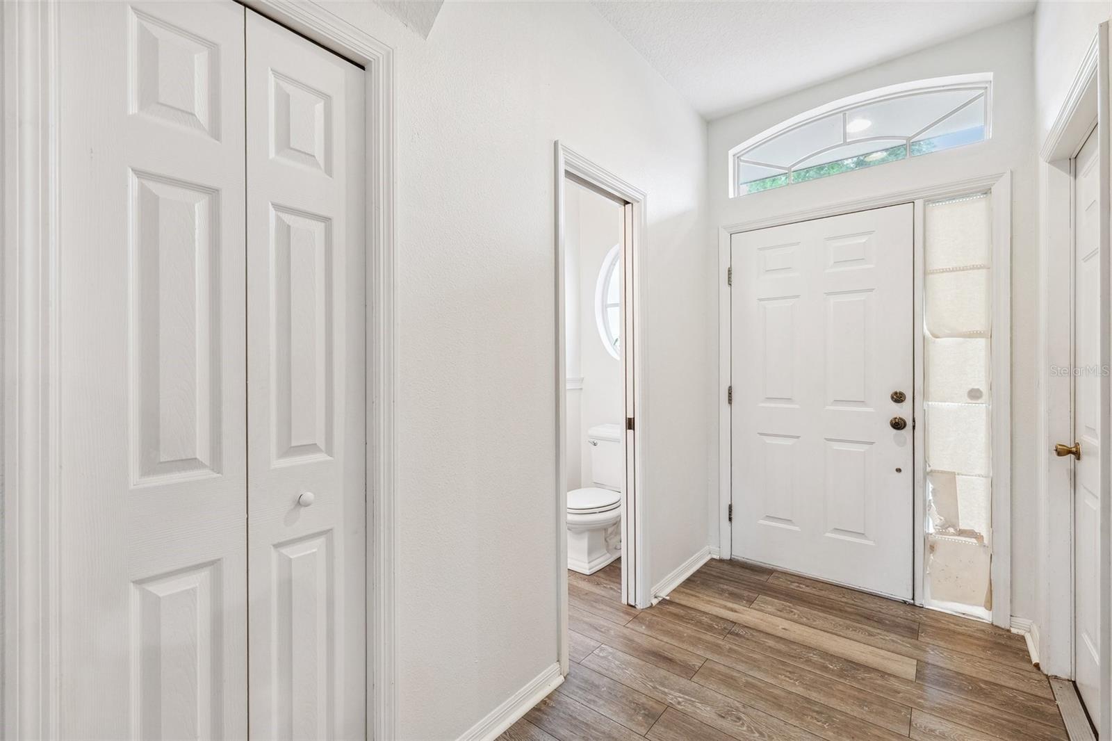 Image 3 of 24 For 3209 Meta Court