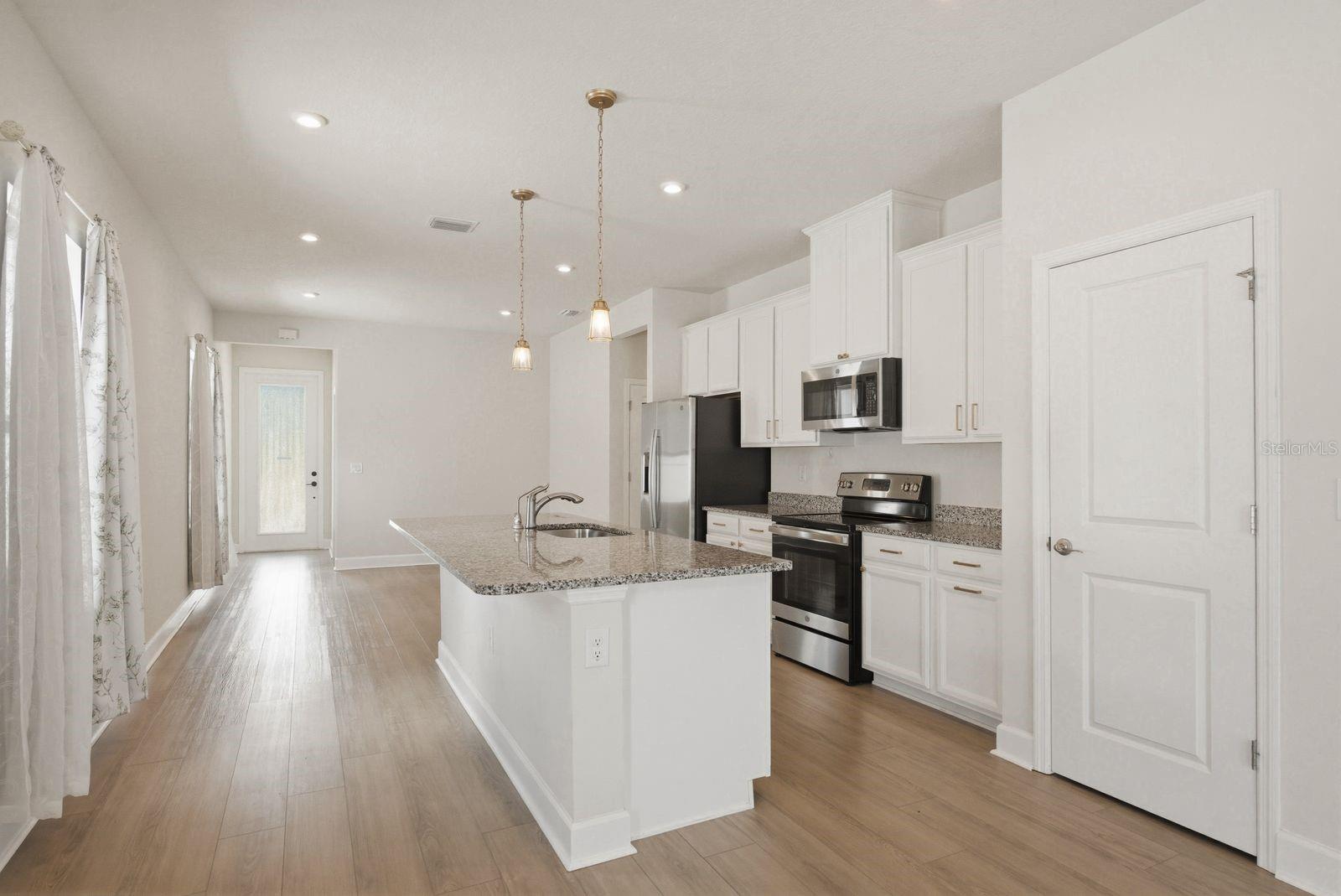 Image 11 of 28 For 19056 Heavenside Court