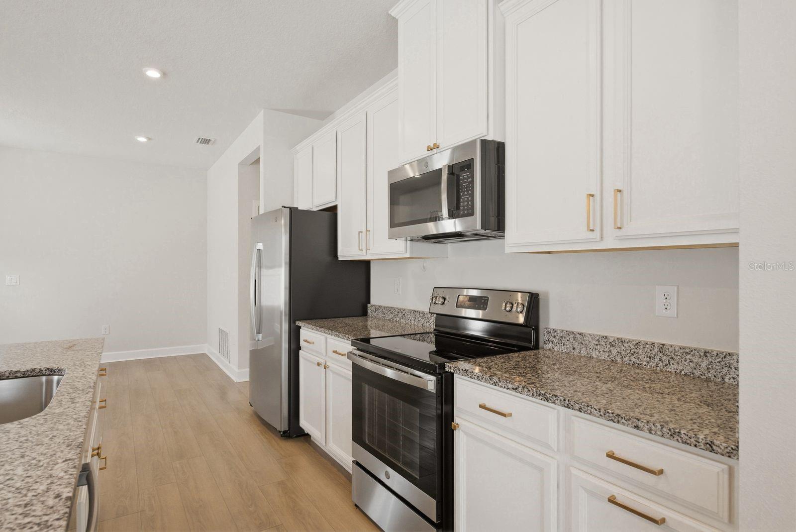 Image 12 of 28 For 19056 Heavenside Court