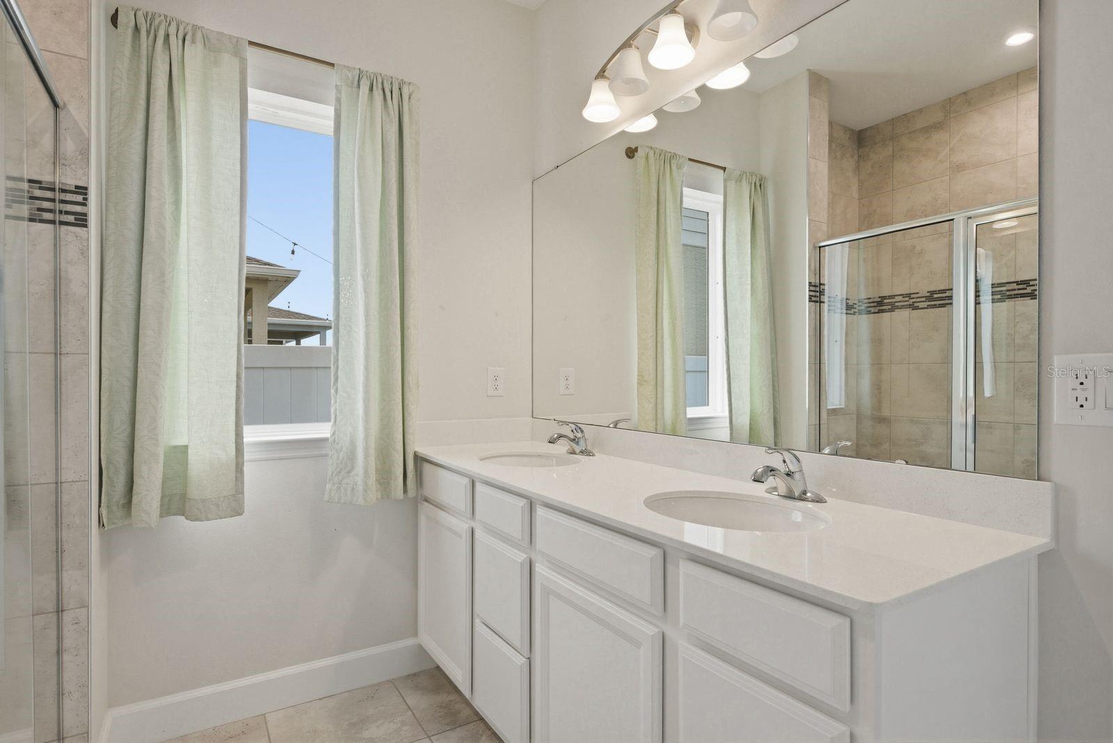 Image 17 of 28 For 19056 Heavenside Court