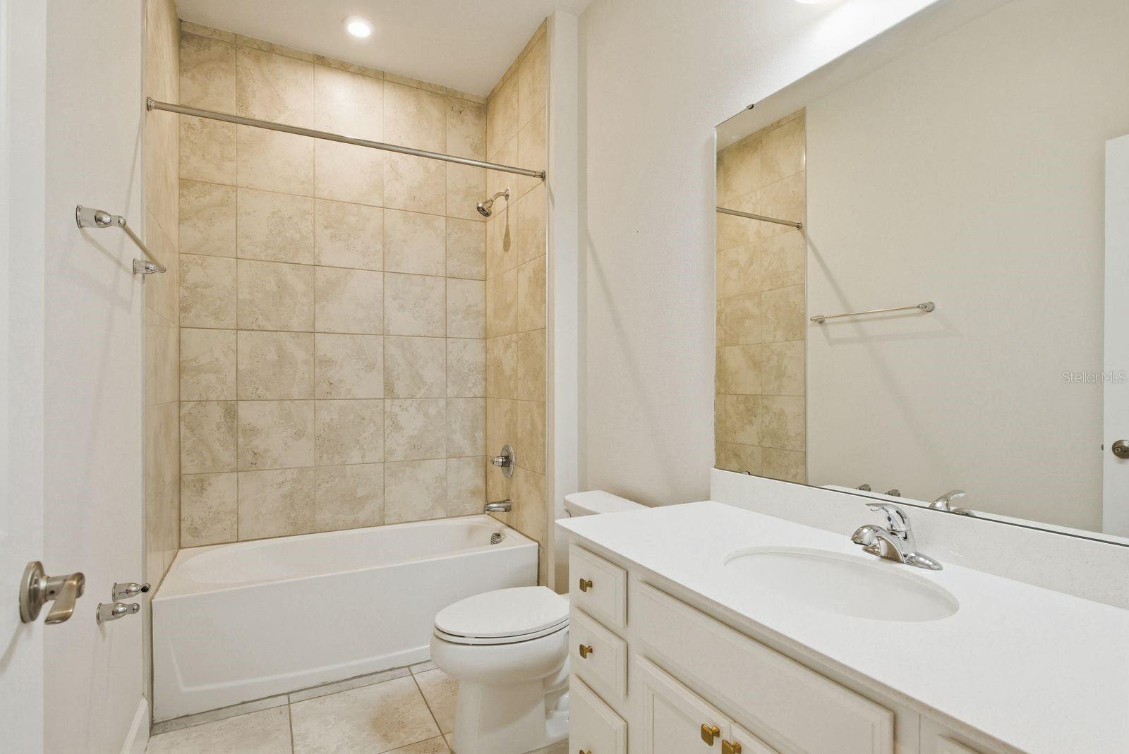 Image 20 of 28 For 19056 Heavenside Court