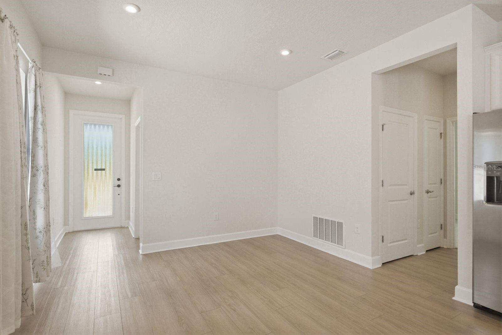 Image 7 of 28 For 19056 Heavenside Court