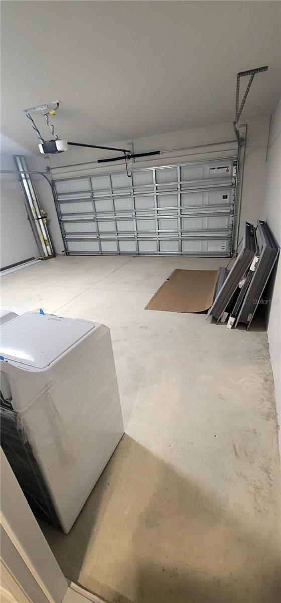 Image 4 of 12 For 9273 Highland Hills Drive