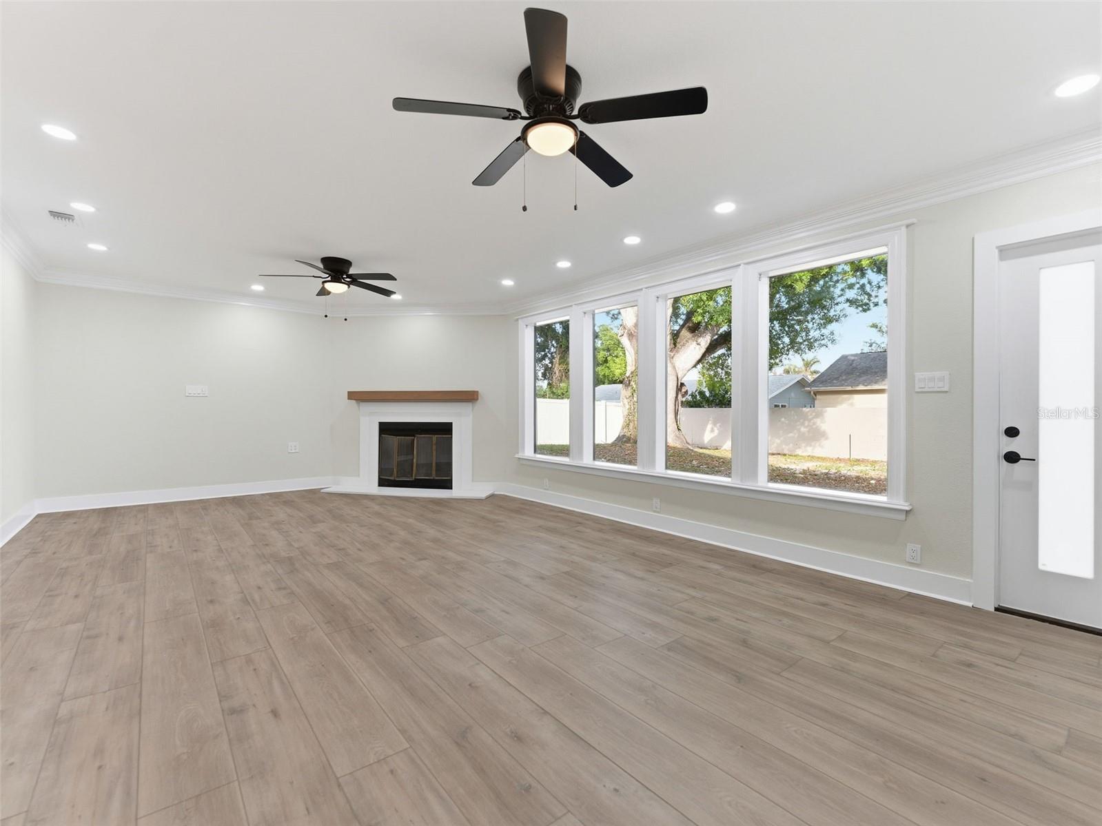 Image 12 of 32 For 1714 Saint Isabel Street