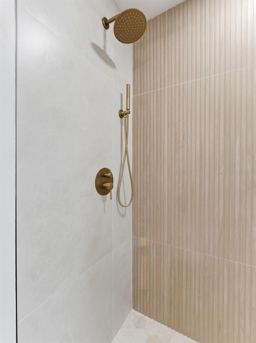 Image 16 of 32 For 1714 Saint Isabel Street