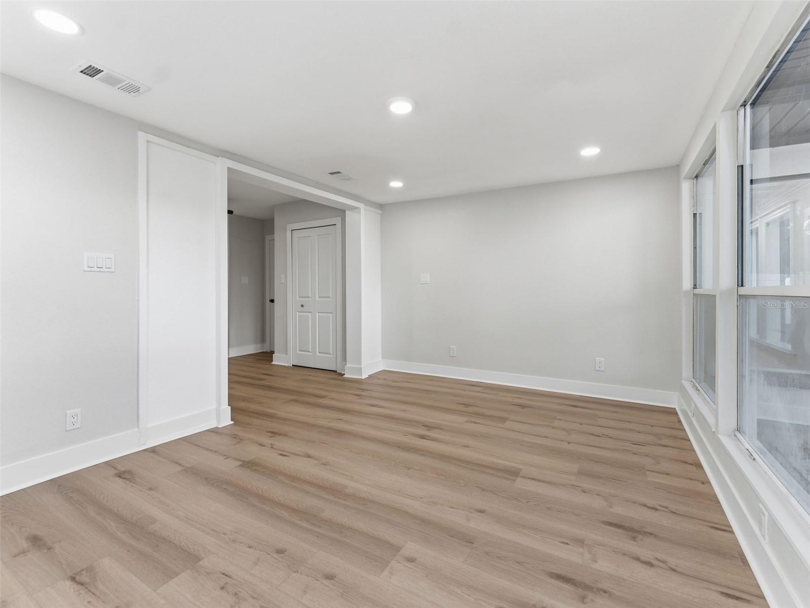 Image 28 of 32 For 1714 Saint Isabel Street