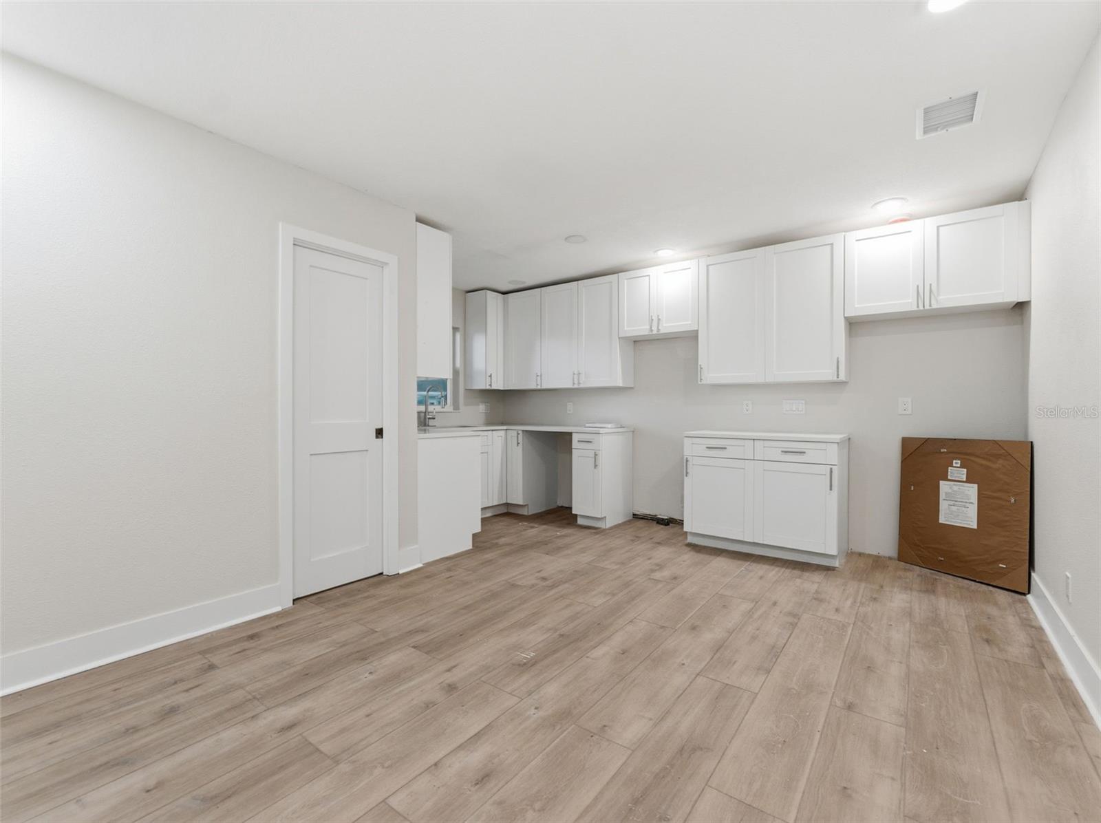 Image 29 of 32 For 1714 Saint Isabel Street