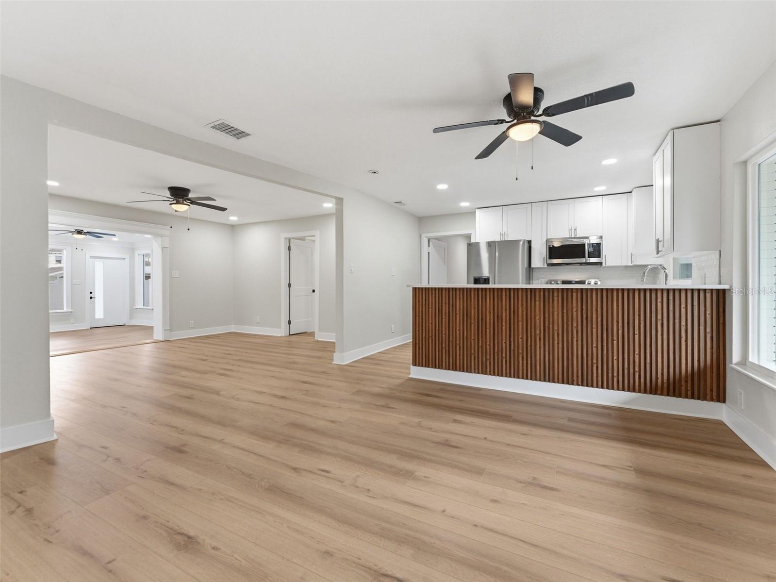 Image 4 of 32 For 1714 Saint Isabel Street