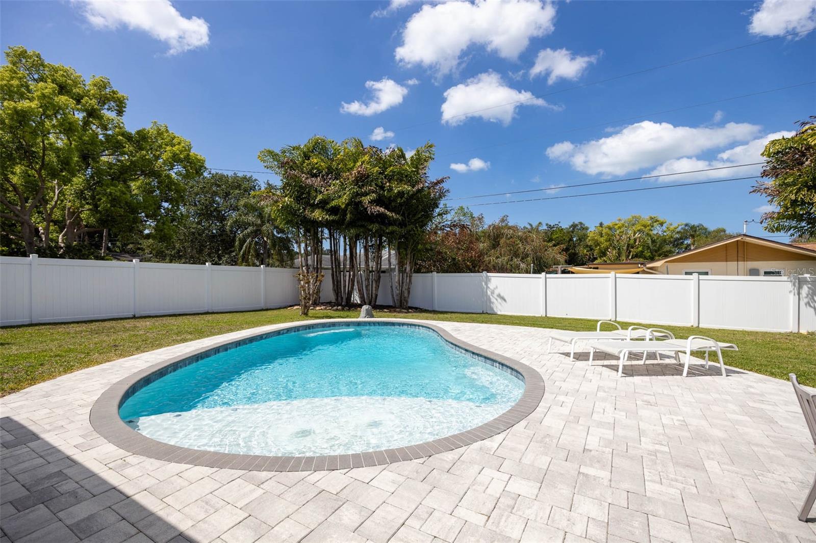 Image 26 of 42 For 2396 Mangrum Dr