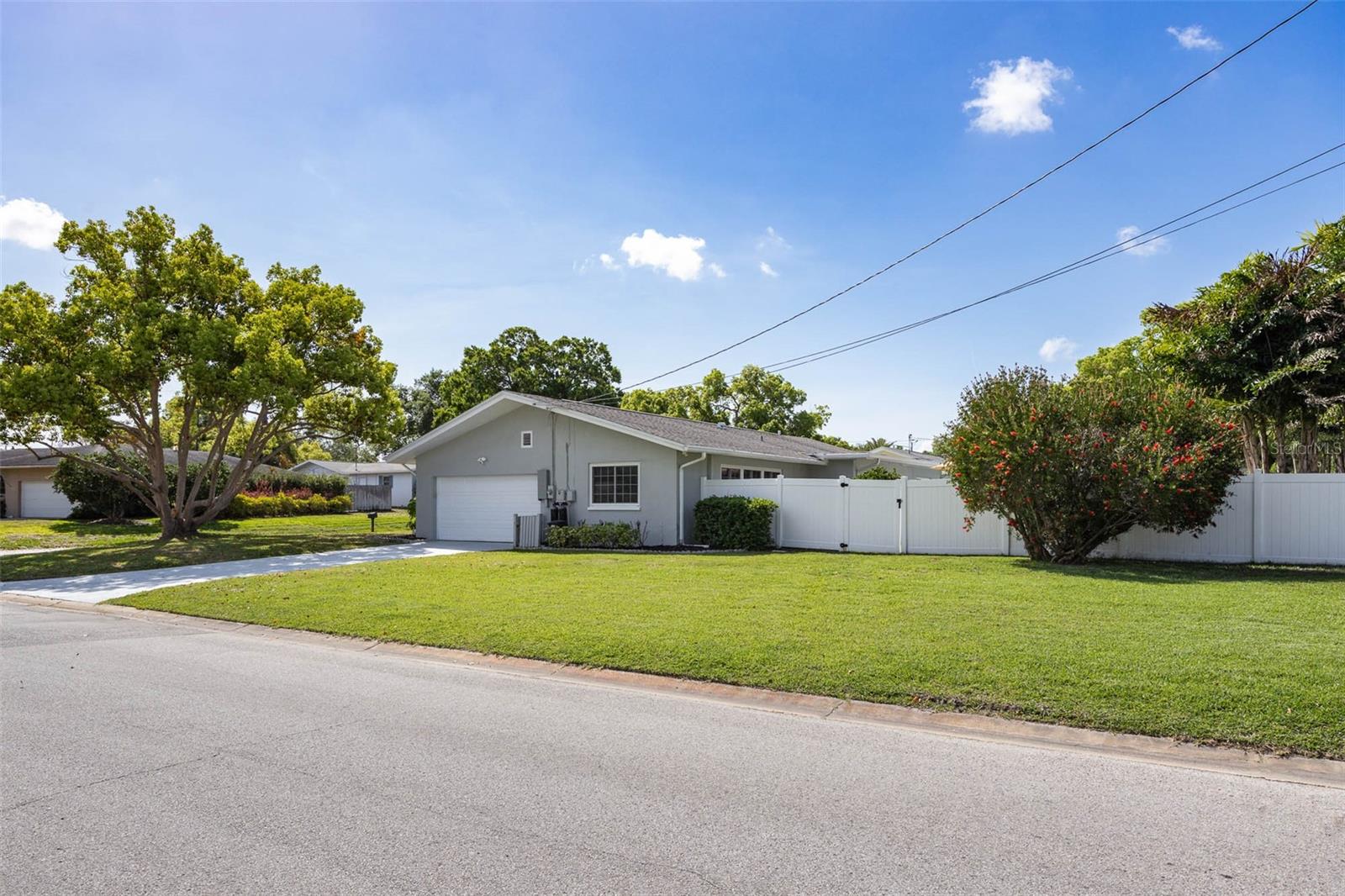 Image 30 of 42 For 2396 Mangrum Dr