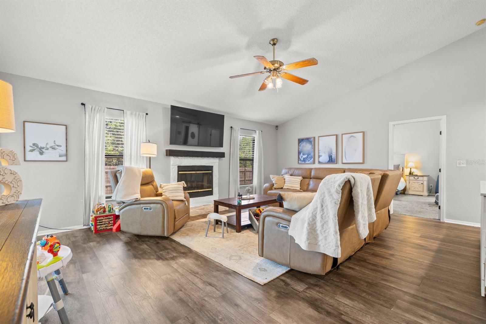 Image 10 of 38 For 5969 107th Terrace N