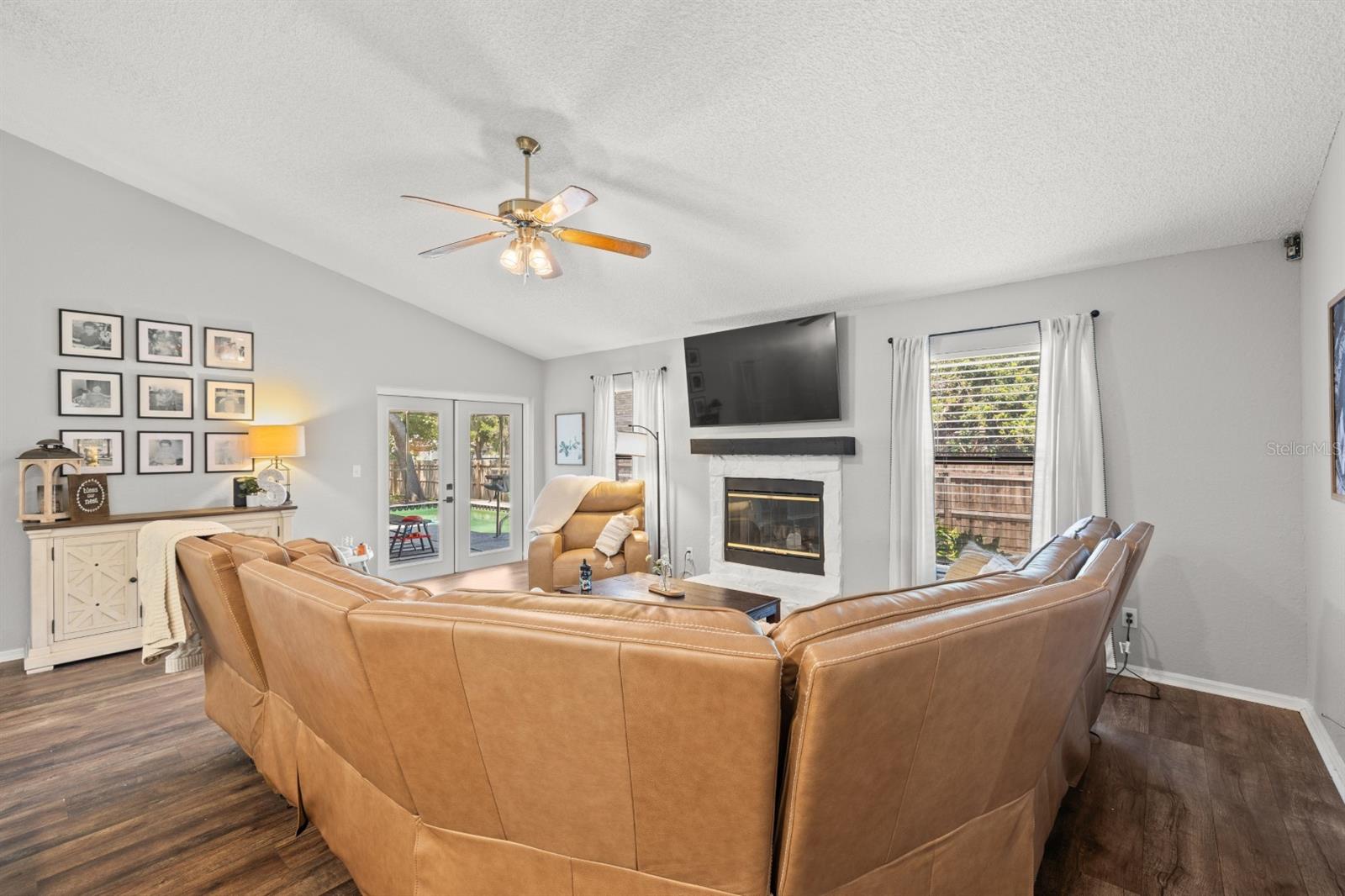 Image 12 of 38 For 5969 107th Terrace N