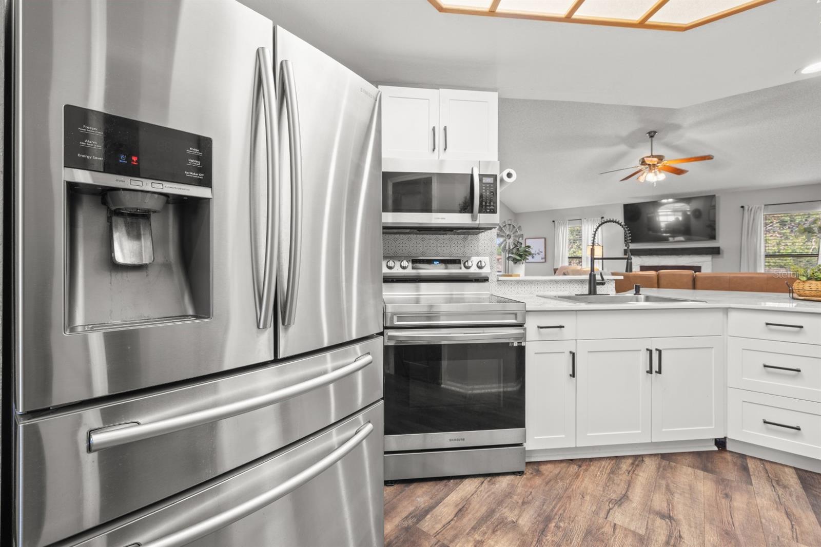 Image 6 of 38 For 5969 107th Terrace N