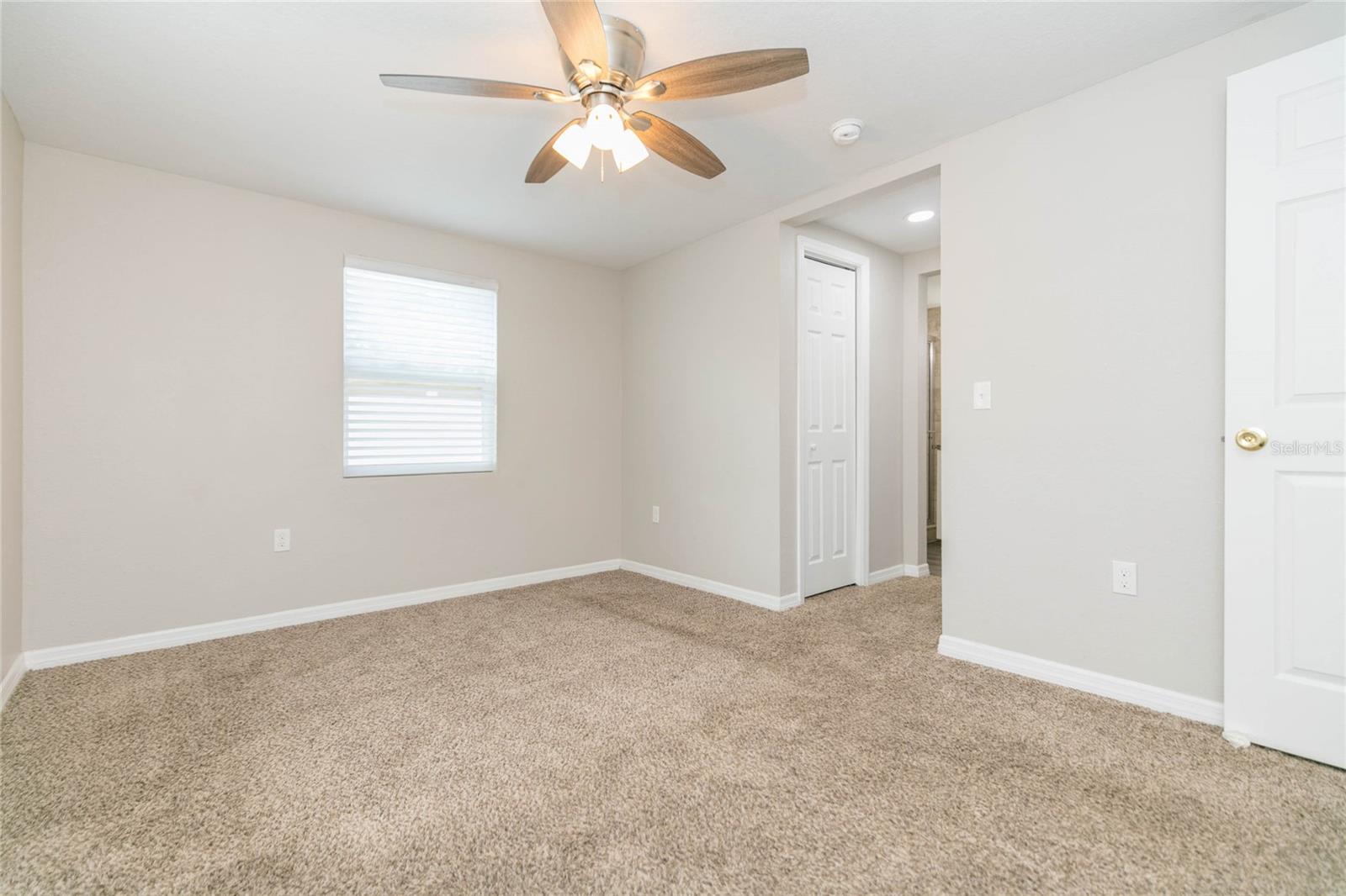 Image 15 of 31 For 39147 6th Avenue