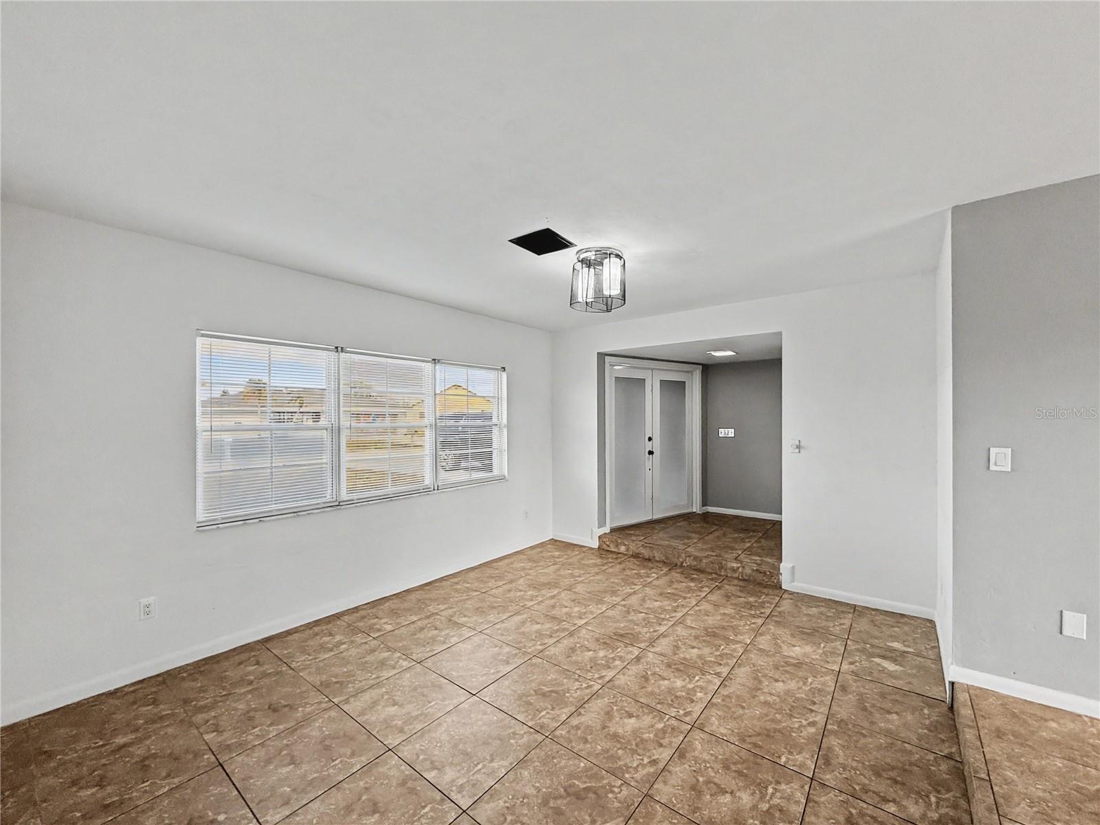 Image 8 of 13 For 7658 Laurel Valley Road