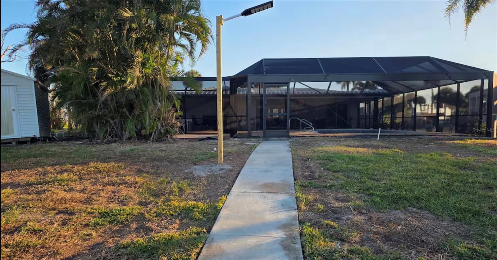 Image 21 of 29 For 212 Bahia Vista Drive