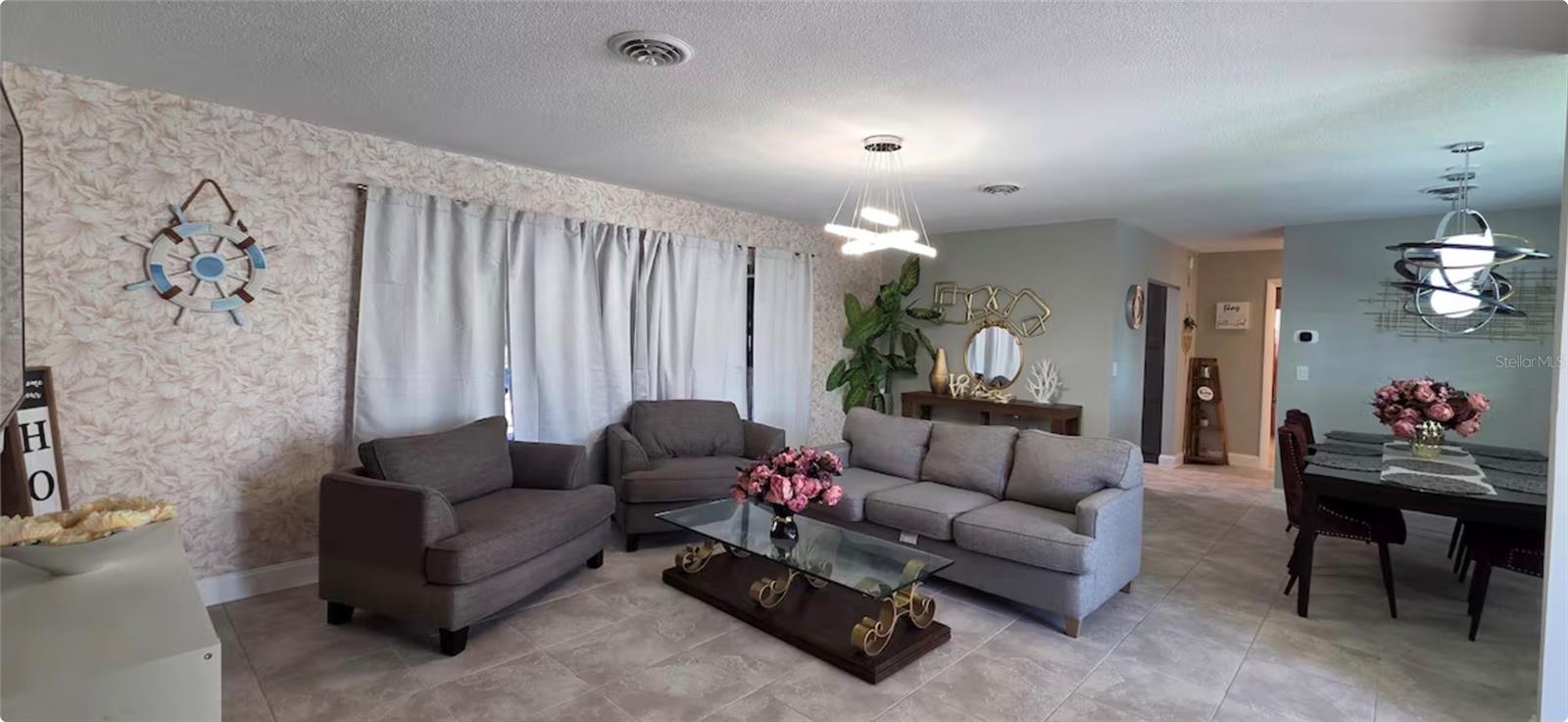 Image 4 of 29 For 212 Bahia Vista Drive