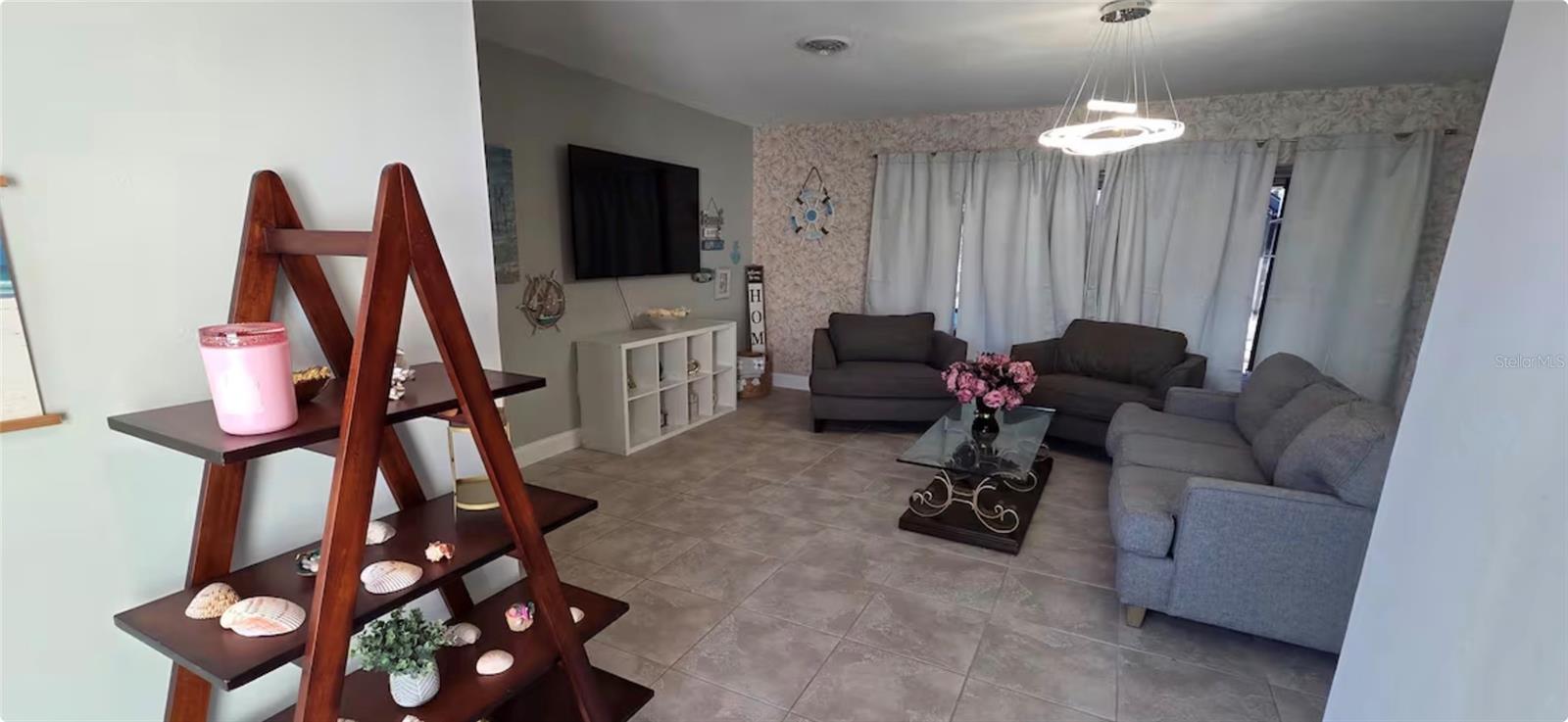 Image 6 of 29 For 212 Bahia Vista Drive