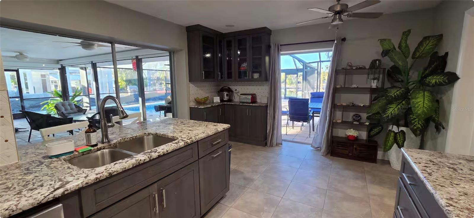 Image 9 of 29 For 212 Bahia Vista Drive