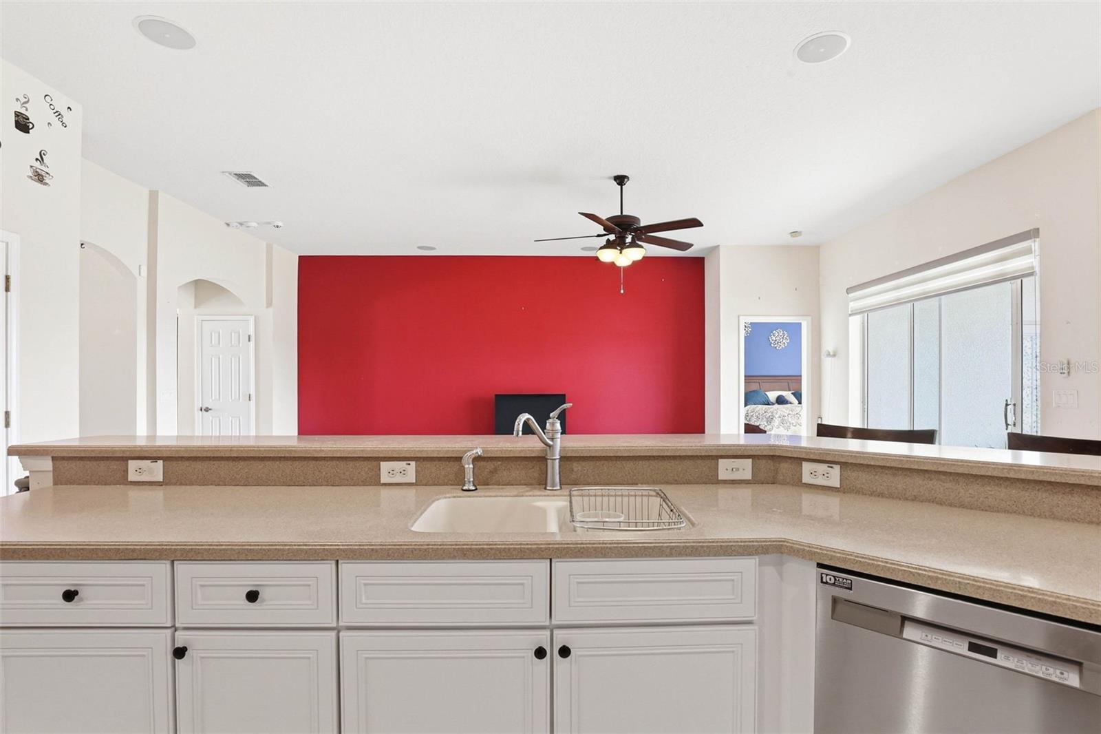 Listing photo id 21 for 13706 Artesa Bell Drive