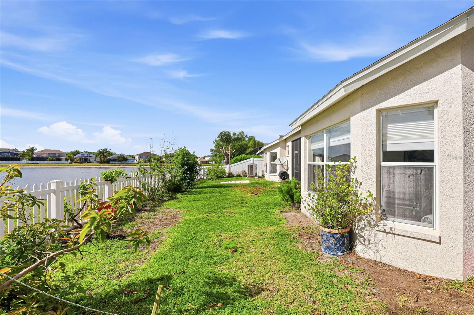 Listing photo id 59 for 13706 Artesa Bell Drive