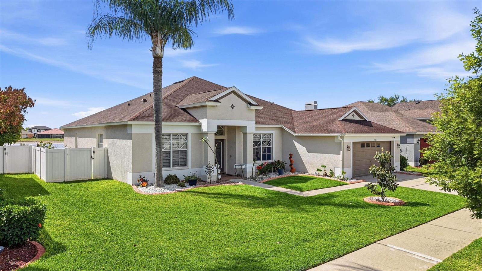 Listing photo id 5 for 13706 Artesa Bell Drive