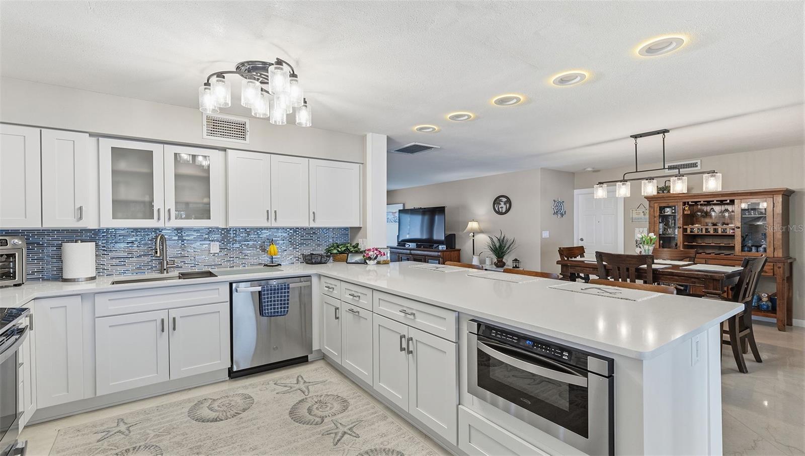 Image 13 of 45 For 4091 50th Avenue S