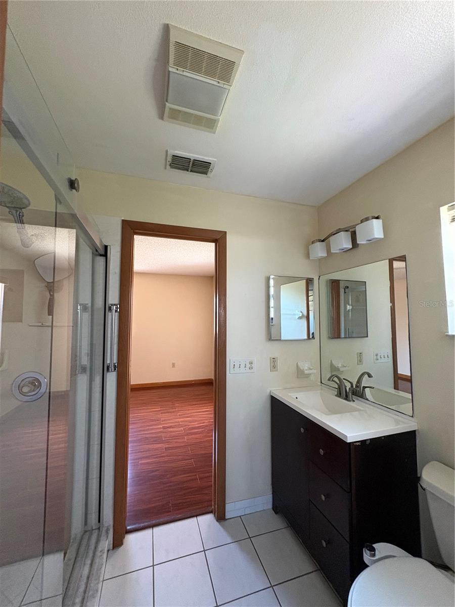 Image 11 of 17 For 3052 Salton Street