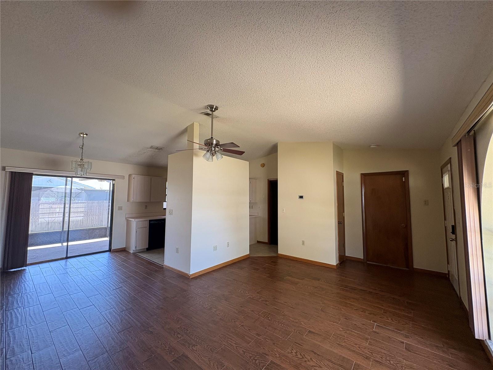 Image 6 of 17 For 3052 Salton Street