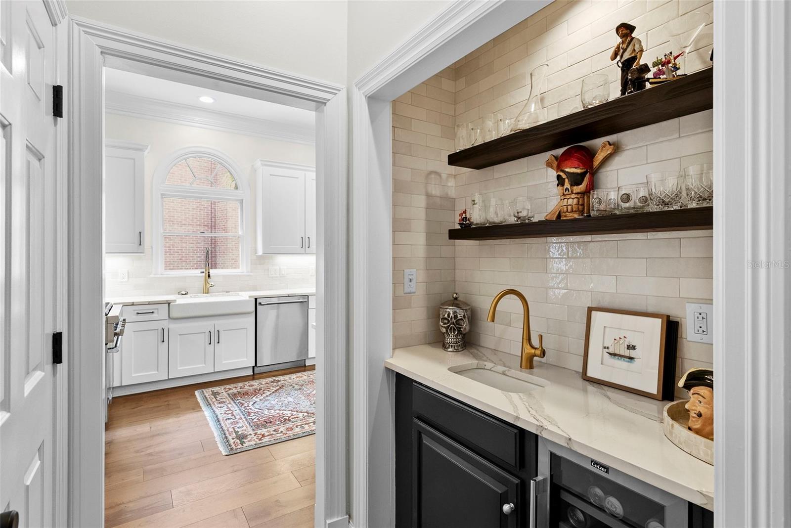 Image 16 of 54 For 5121 Nichol Street