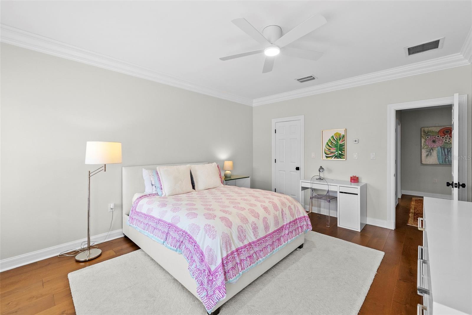 Image 33 of 54 For 5121 Nichol Street