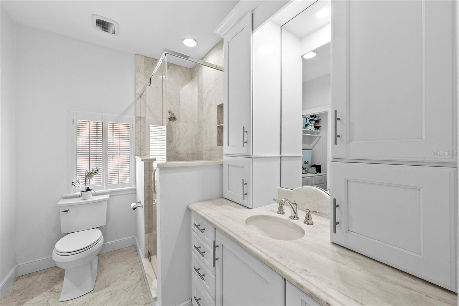 Image 35 of 54 For 5121 Nichol Street