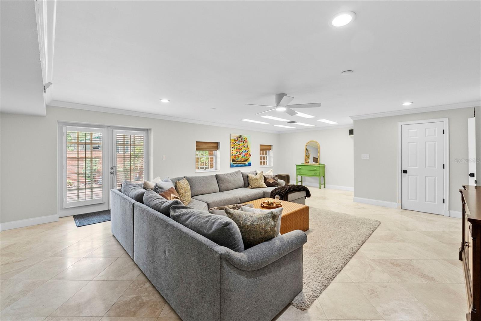 Image 40 of 54 For 5121 Nichol Street