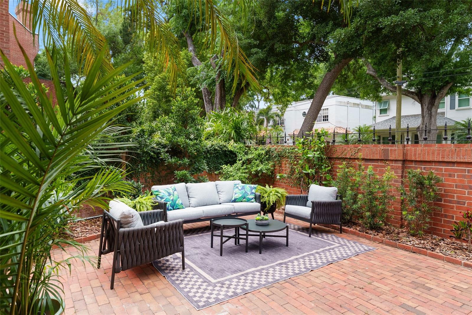 Image 42 of 54 For 5121 Nichol Street