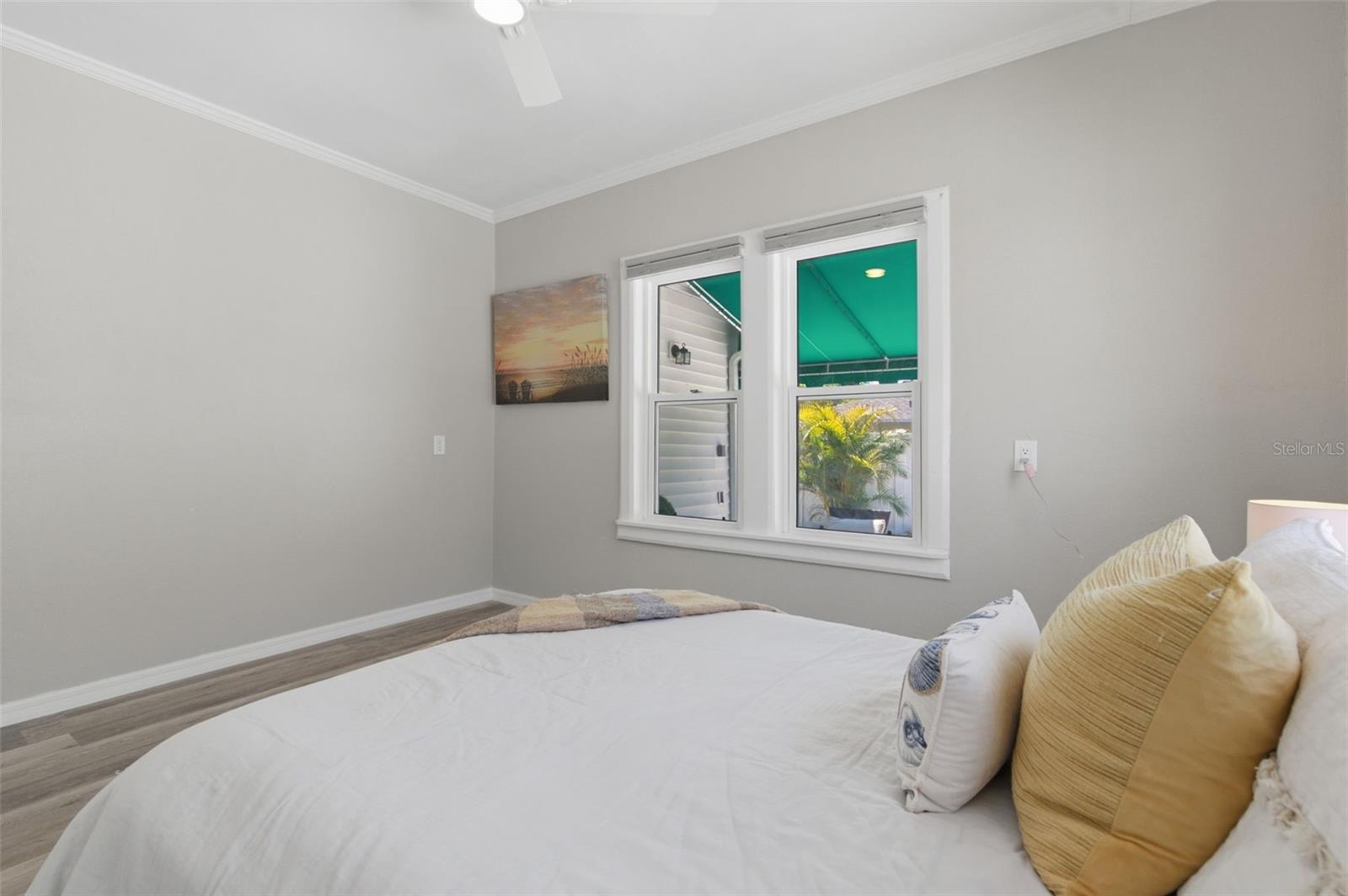 Listing photo id 21 for 410 Lemon Street