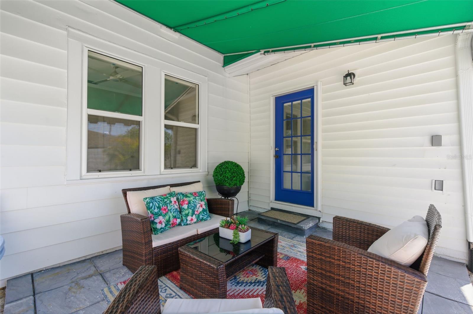 Listing photo id 27 for 410 Lemon Street