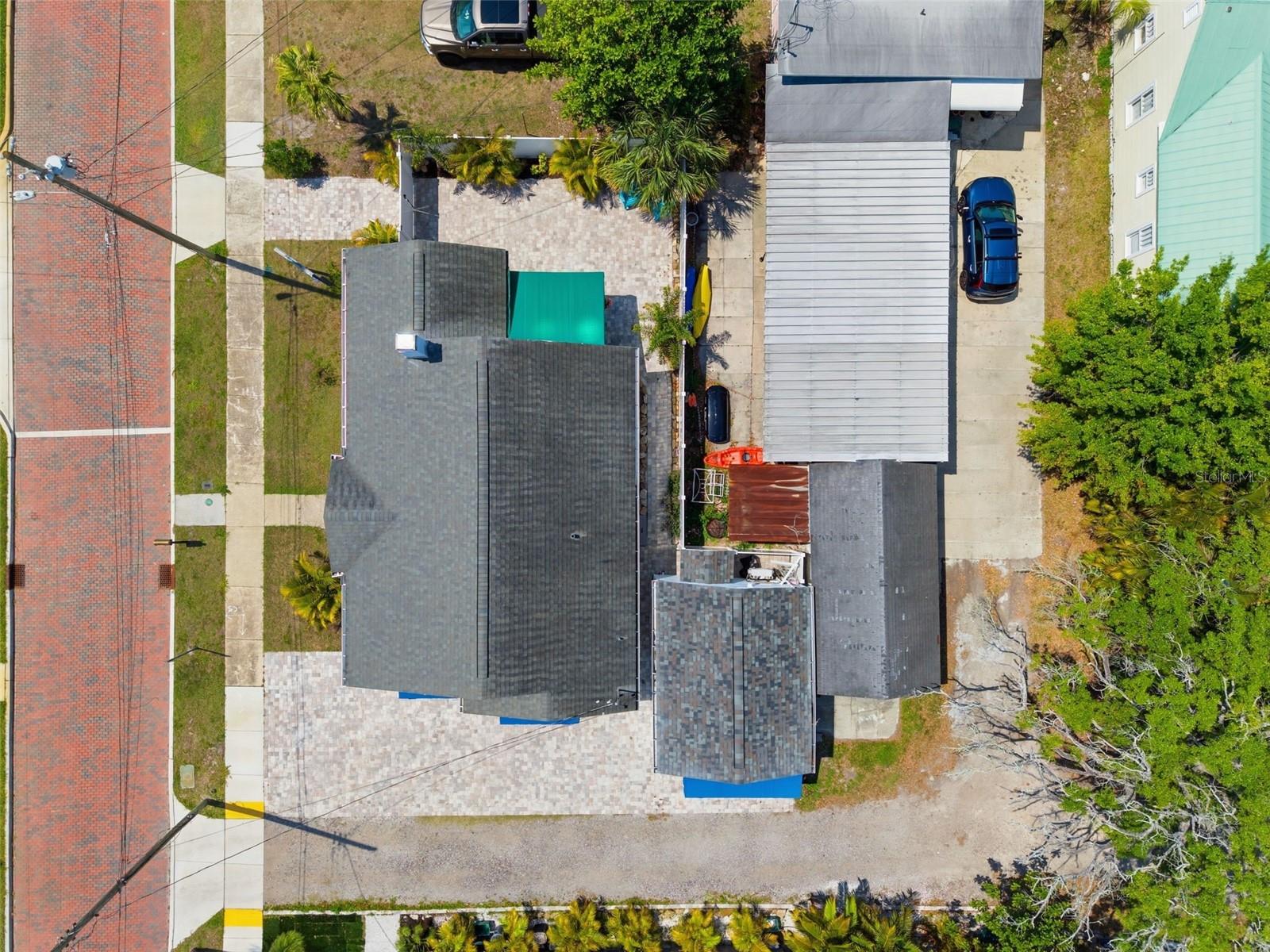 Listing photo id 42 for 410 Lemon Street