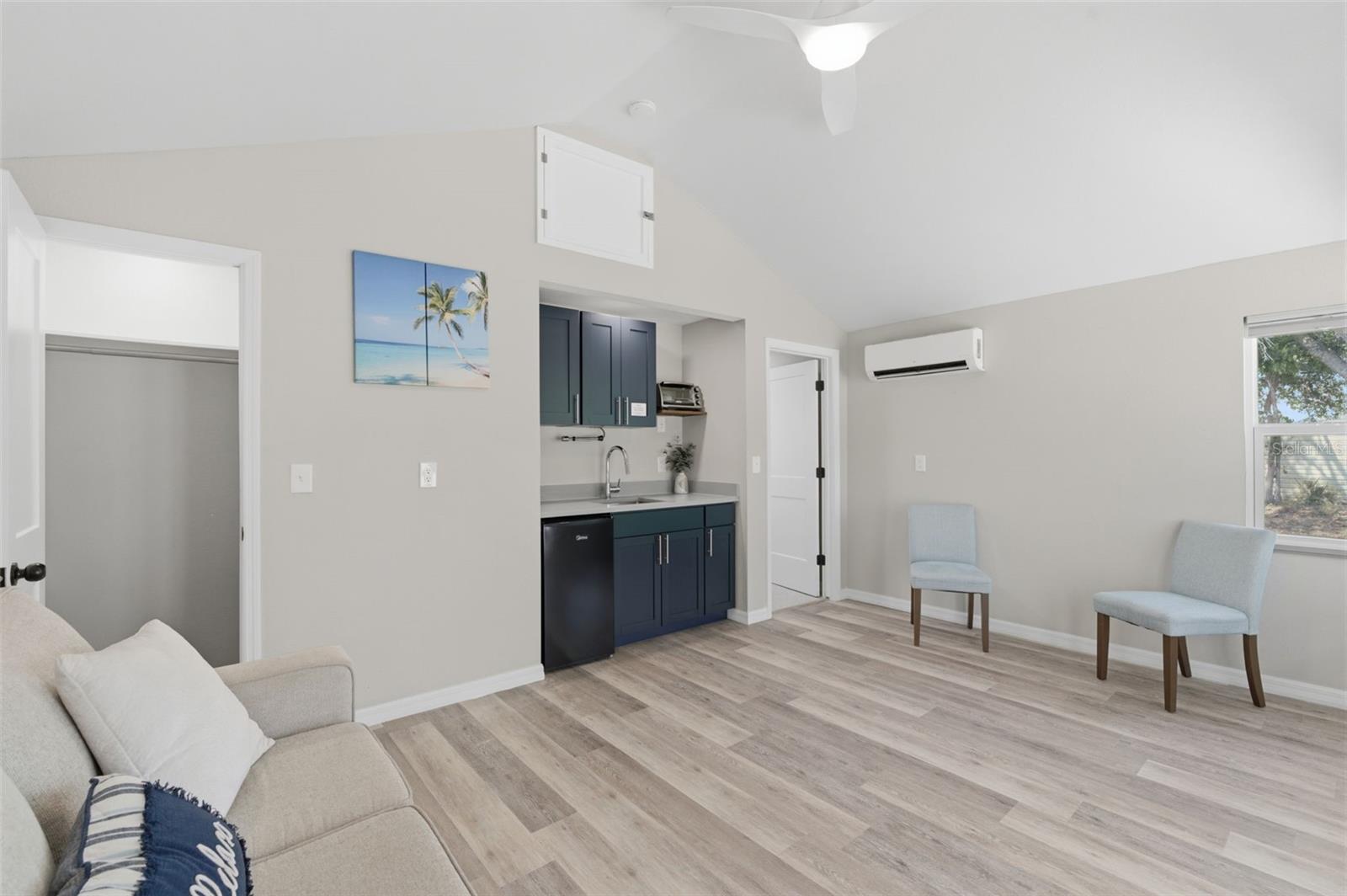 Listing photo id 59 for 410 Lemon Street