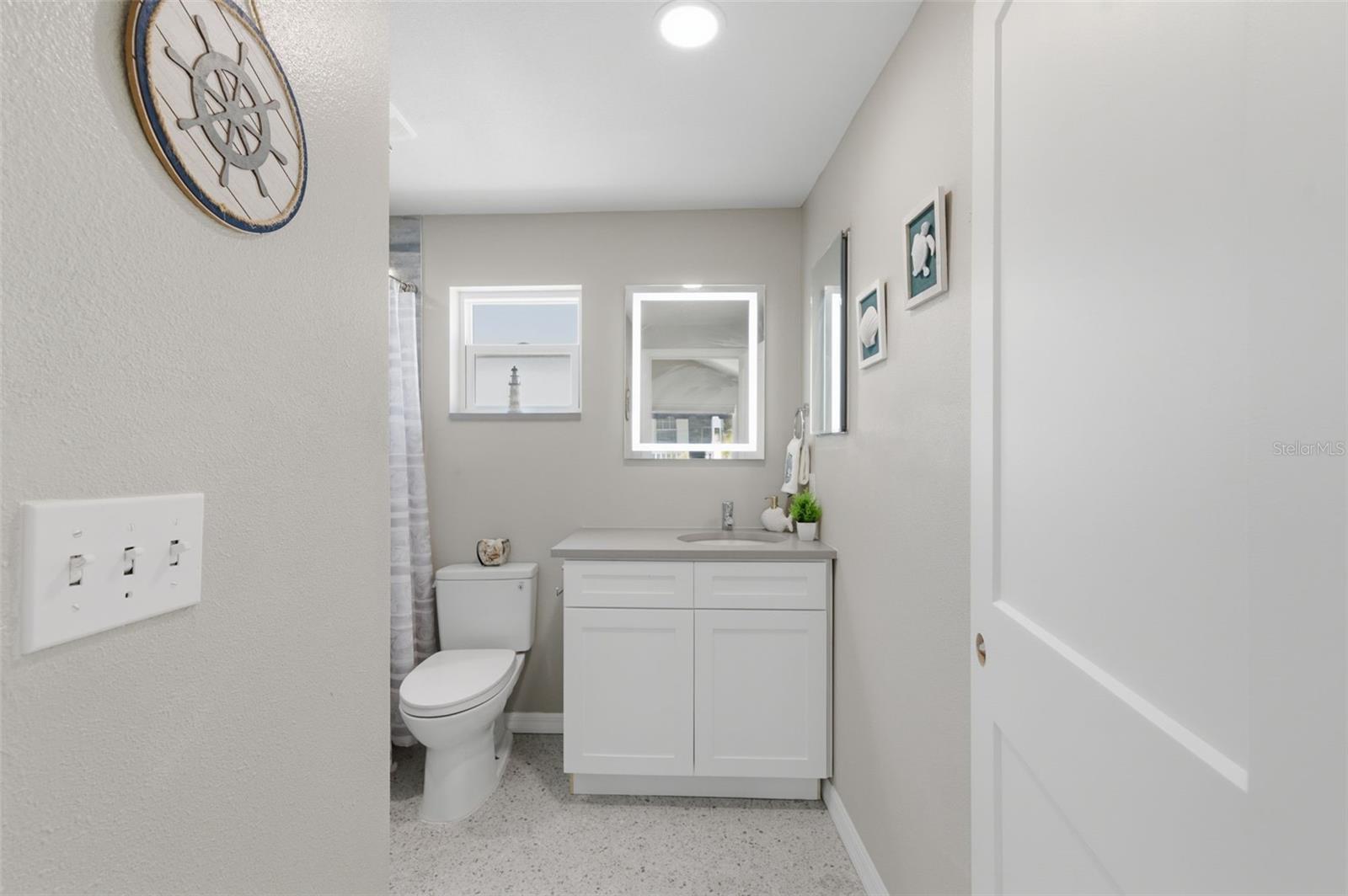 Listing photo id 63 for 410 Lemon Street