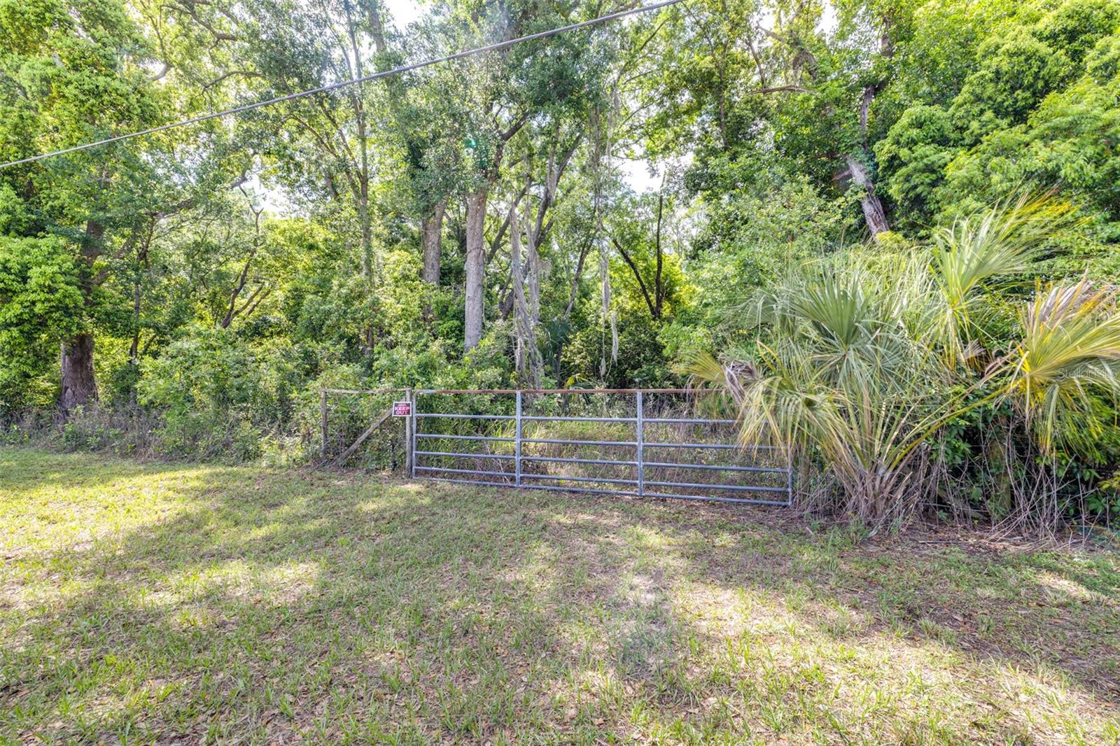 Image 18 of 36 For 28616 Tupper Road