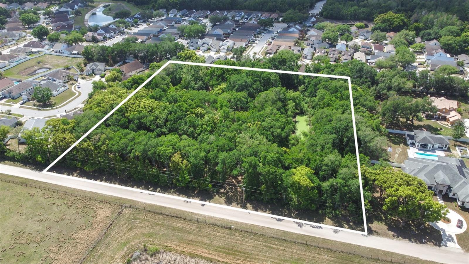 Image 20 of 36 For 28616 Tupper Road