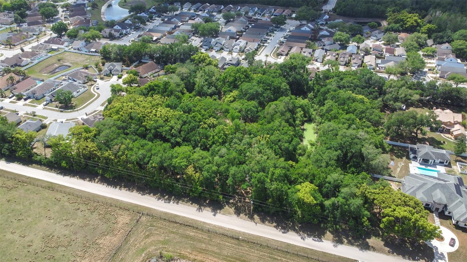 Image 21 of 36 For 28616 Tupper Road