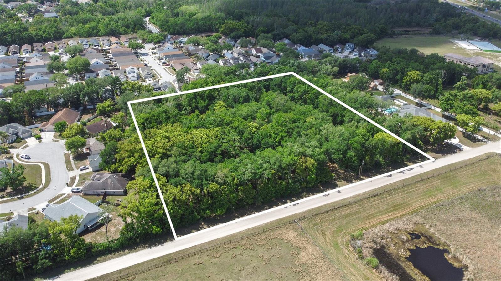 Image 23 of 36 For 28616 Tupper Road