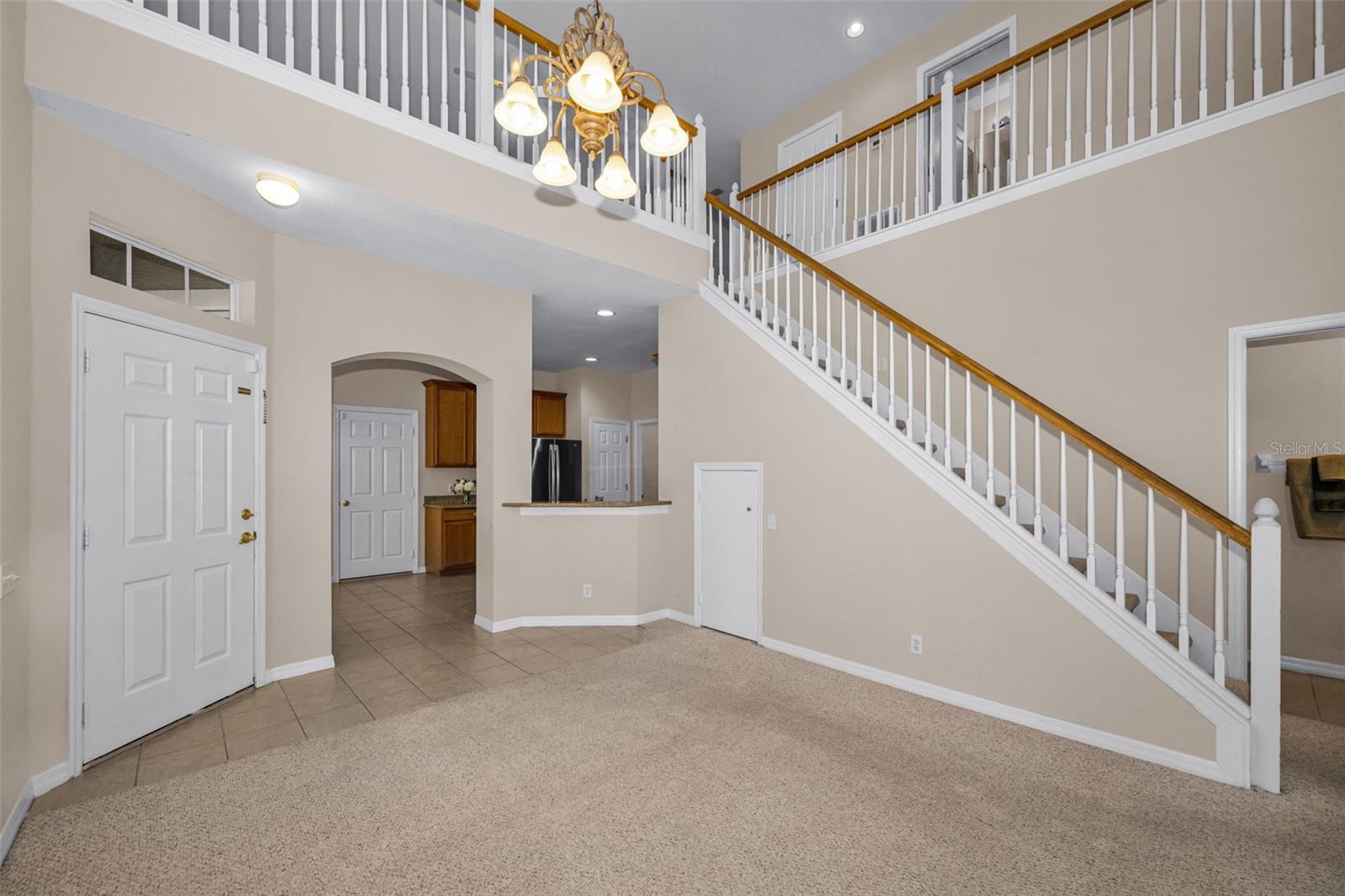 Listing photo id 24 for 3304 Covered Bridge Drive E