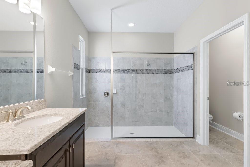 Image 19 of 39 For 16010 Sonoma Grove Circle