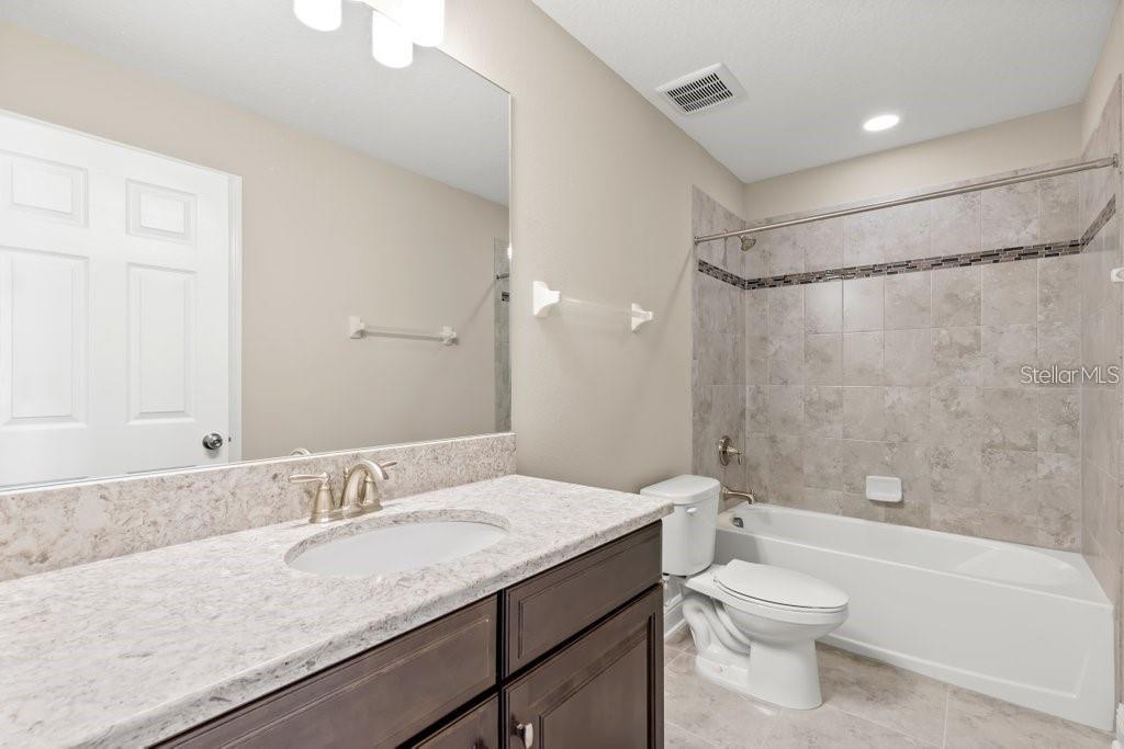 Image 31 of 39 For 16010 Sonoma Grove Circle