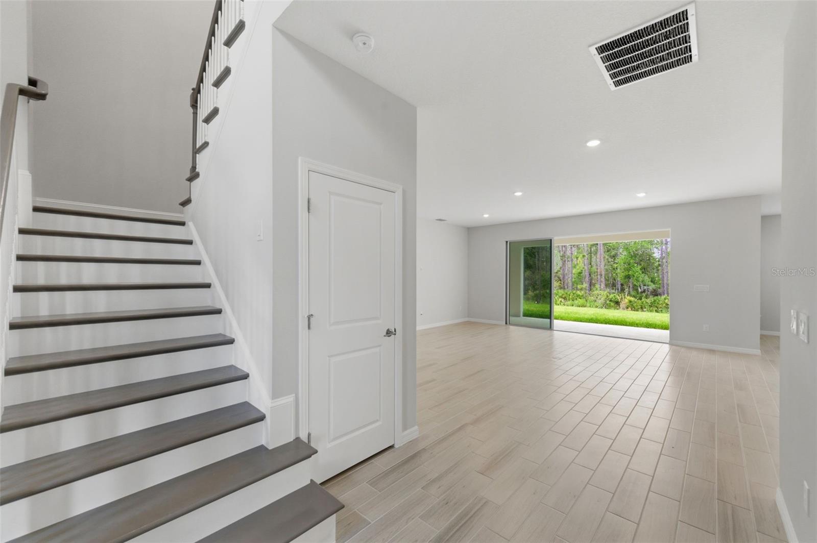 Image 12 of 92 For 1645 Trailhead Lane