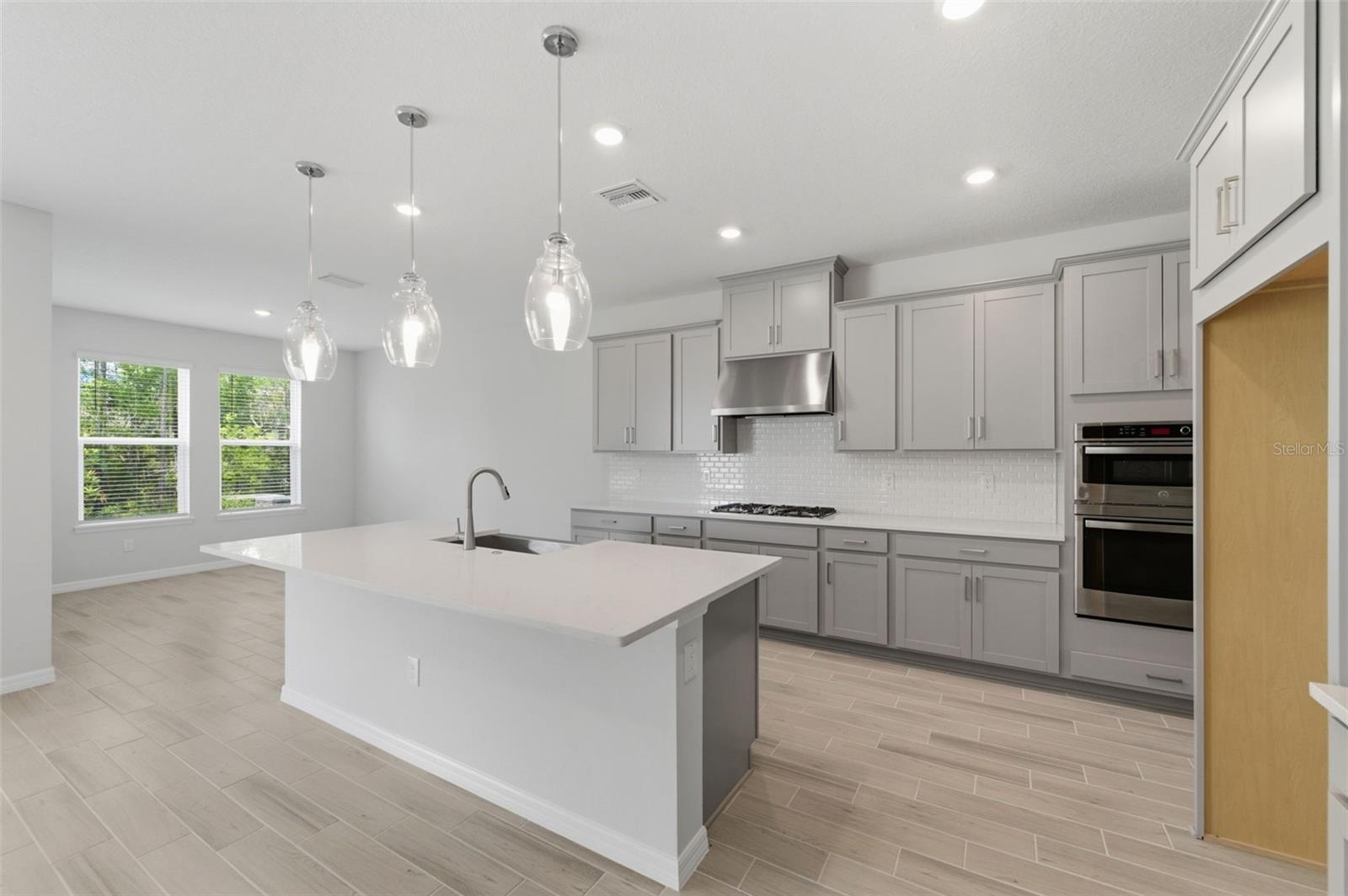 Image 18 of 92 For 1645 Trailhead Lane